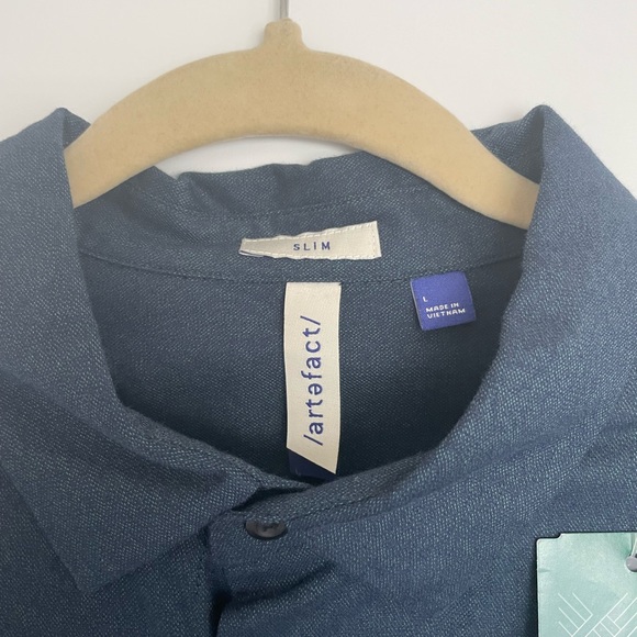 L slim fit navy button down - Picture 2 of 2